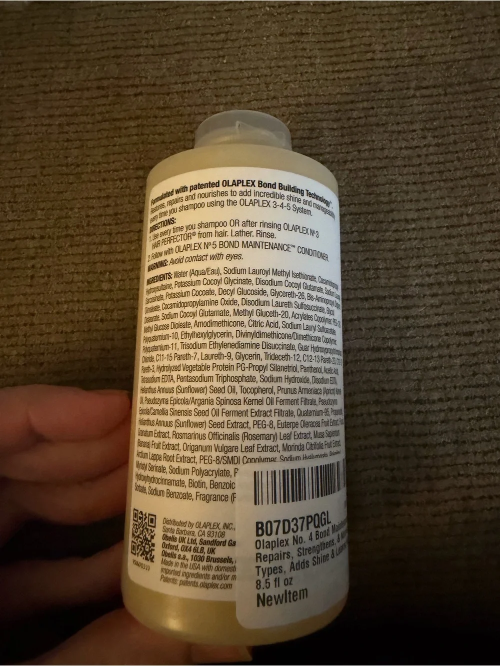 OLAPLEX No.4 Bond Maintenance Shampoo — White
